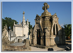 Cementiri modernista, Lloret de Mar